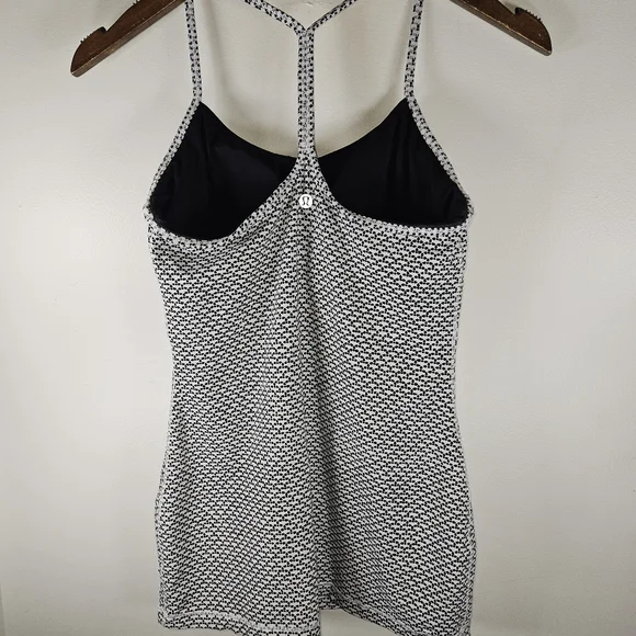 Lululemon Black & White Power Y Tank - Picture 4 of 8